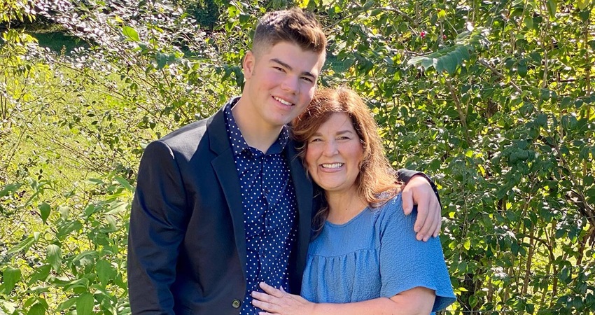 Kelly Jo Bates - Isaiah Bates-Instagram